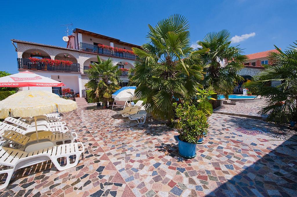 Apartments Paradis Rovinj Ngoại thất bức ảnh