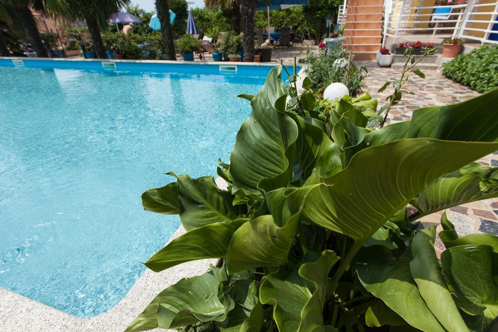 Apartments Paradis Rovinj Ngoại thất bức ảnh